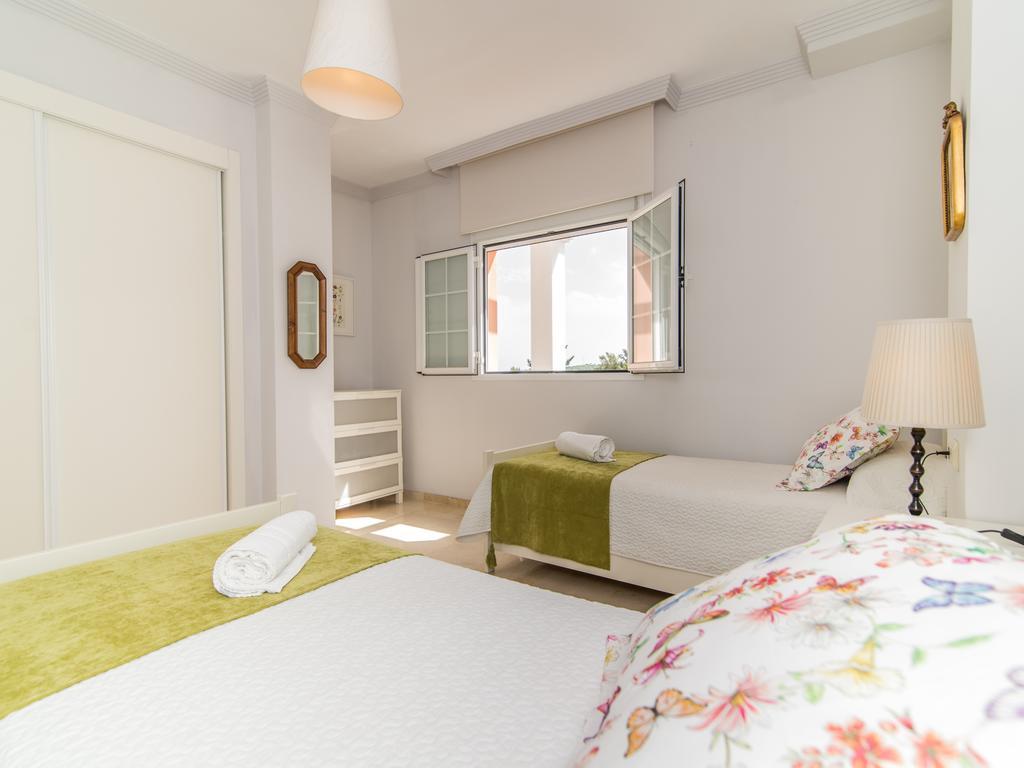 River Garden Spacious Penthouse Марбелья Экстерьер фото